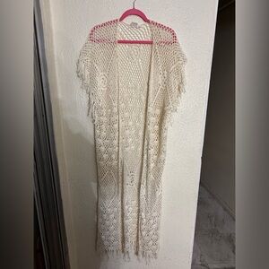 Cream Crochet fringe Kimono Cardigan size small
